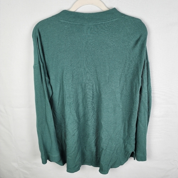 J Jill Waffle Knit Thermal V-neck Long Sleeved Top Size Medium - Picture 2 of 6